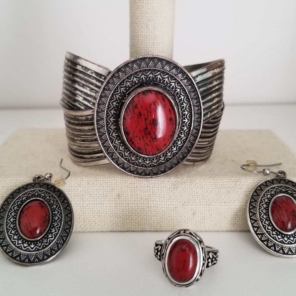 Premier Designs Red Spice bracelet and earrings